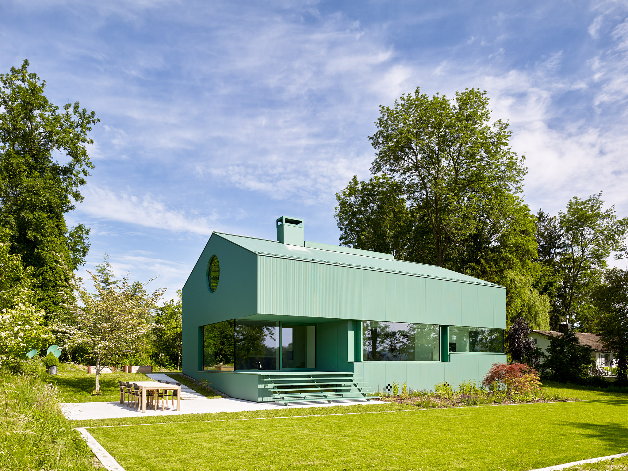 E15543 Alpa 051858 SCREEN